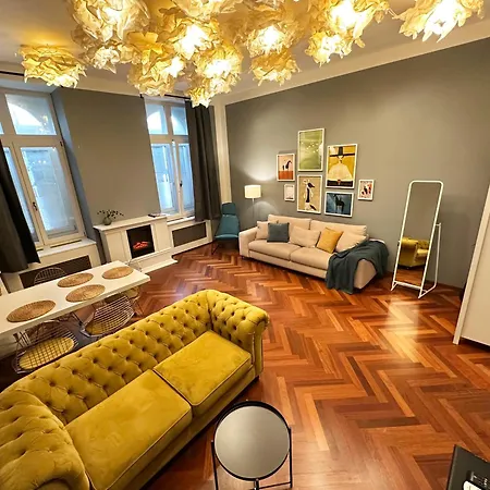 Central Historic Apartment In Old Town Swetlikov Dom Apartmán